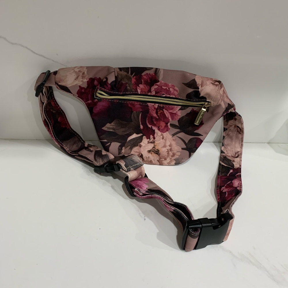 Luludharma Fanny Pack